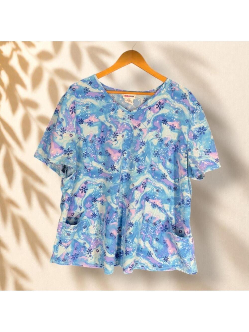 Scrubstar Scrub Top Women 3XL Blue Snowflake Print V-Neck Short Sleeve Pockets